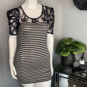 Striped lace and stripes mini